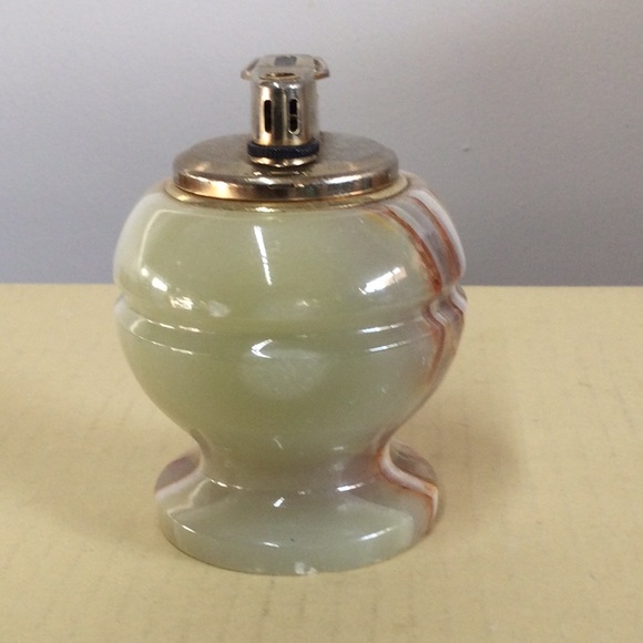stone l Other - Vintage Stone Table Lighter